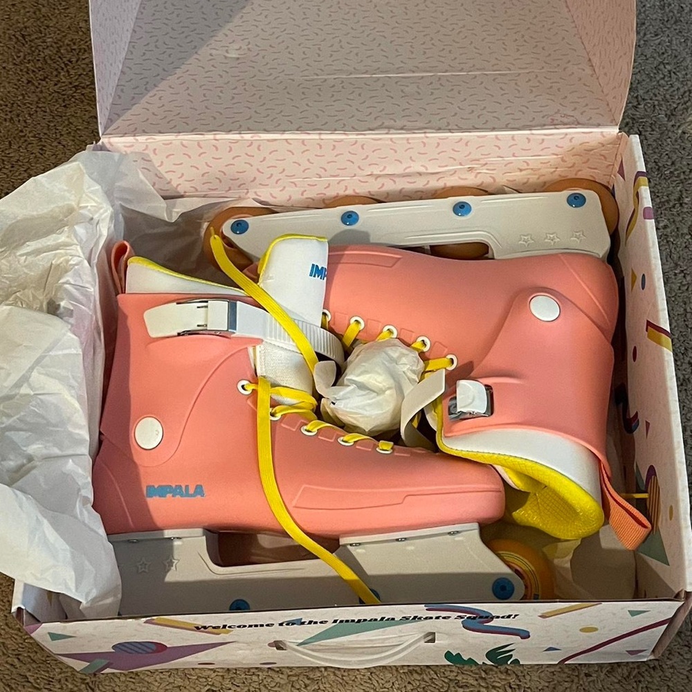Impala women’s roller blades NWT